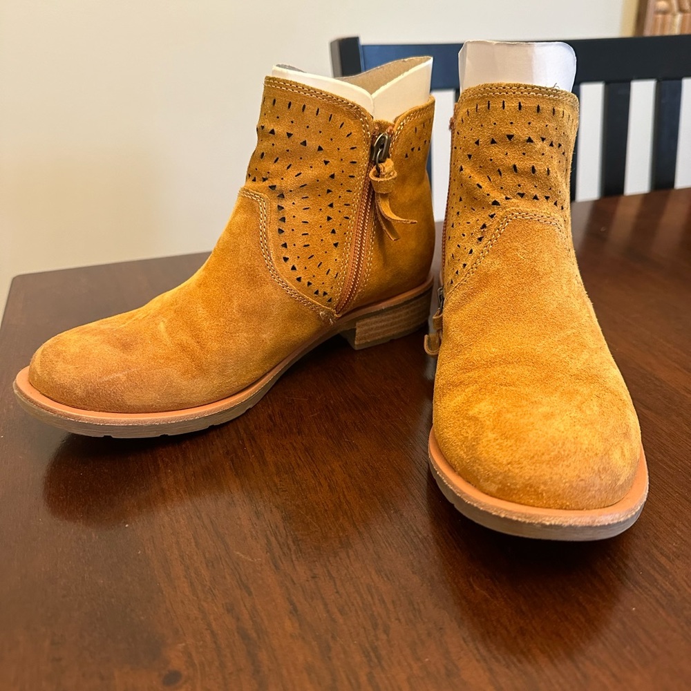 Soffit Barina Zip Up Chelsea boots - honey, size 6